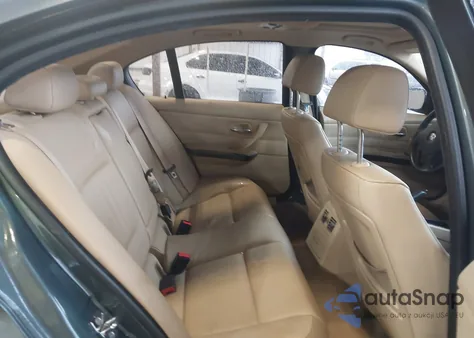 2009 BMW 328I xDrive z USA, uszkodzony, nr VIN WBAPK53529A513882